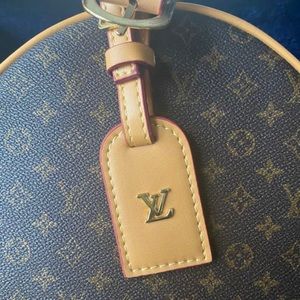 Louis Vuitton Petite Boite Chapeau